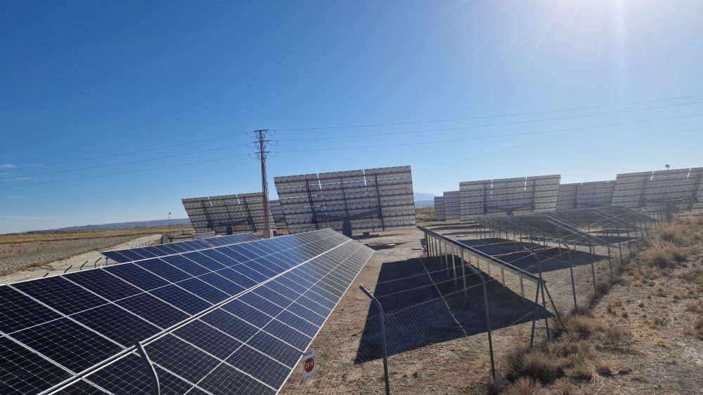 proyecto de ampliación de una planta de generación fotovoltaica a cargo de Grupo SEMI